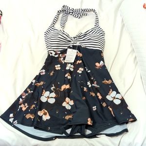 One piece bathing suit